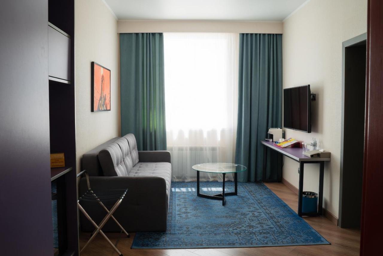 City Hotel שימקנט מראה חיצוני תמונה