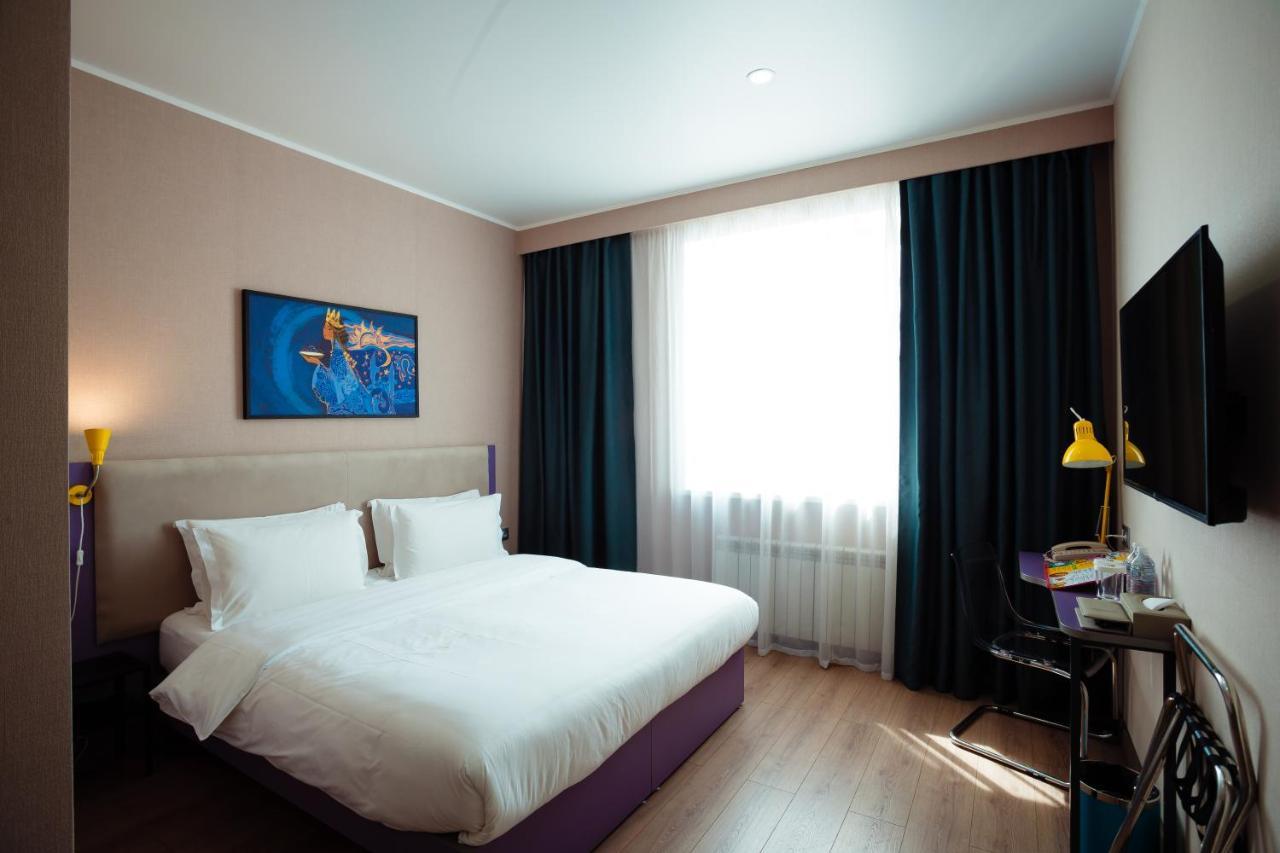 City Hotel שימקנט מראה חיצוני תמונה