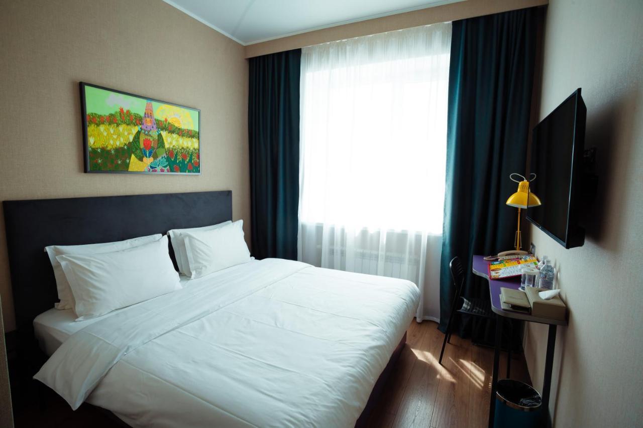 City Hotel שימקנט מראה חיצוני תמונה
