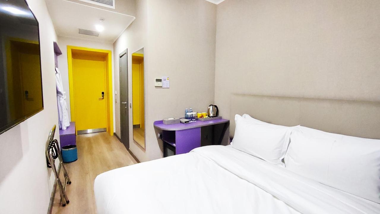 City Hotel שימקנט מראה חיצוני תמונה